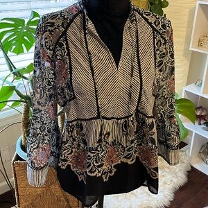 Lucky Brand Blouse - size Medium